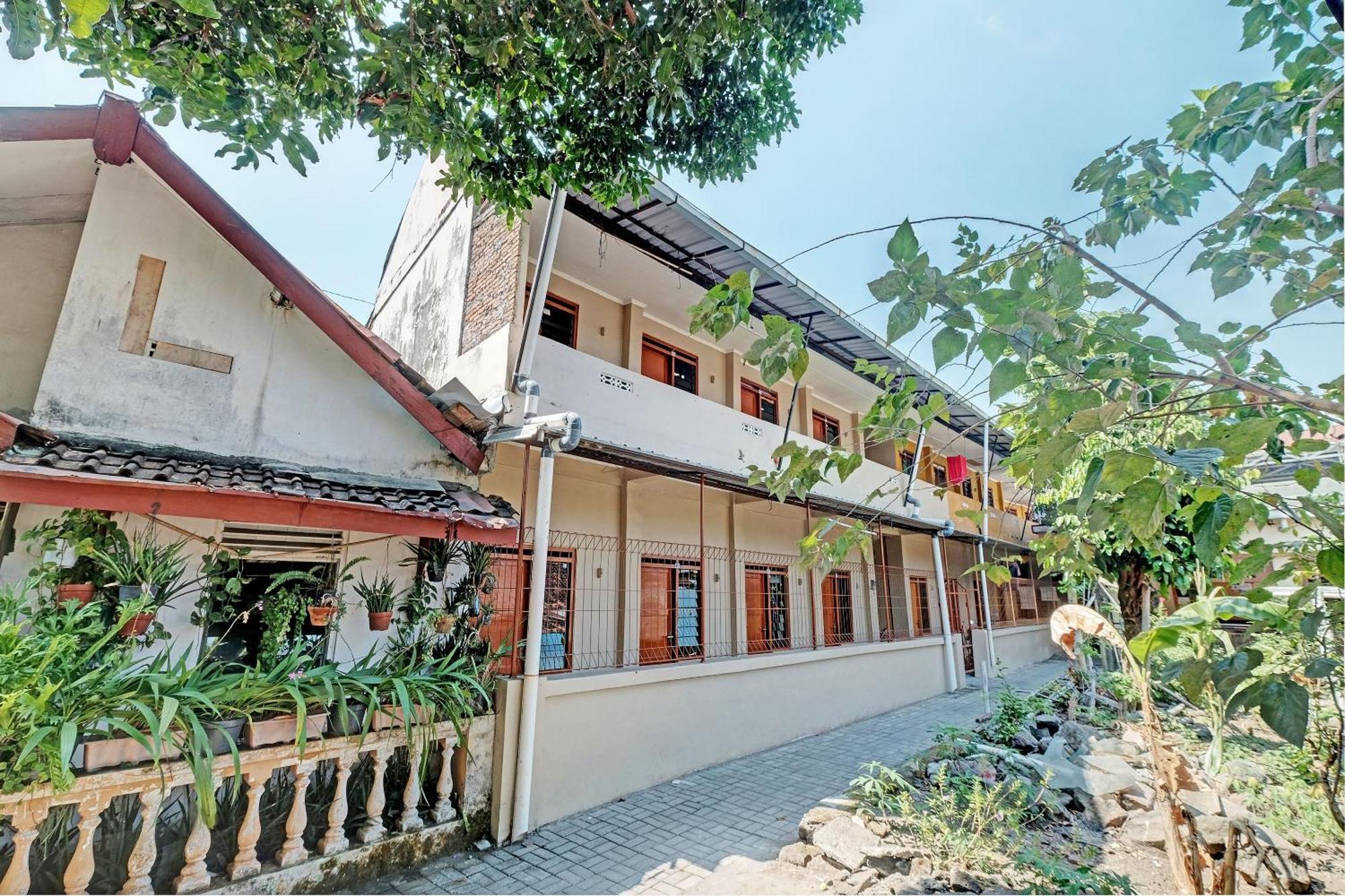 Spot On 92934 Nusantara Syariah Yogyakarta Exterior foto